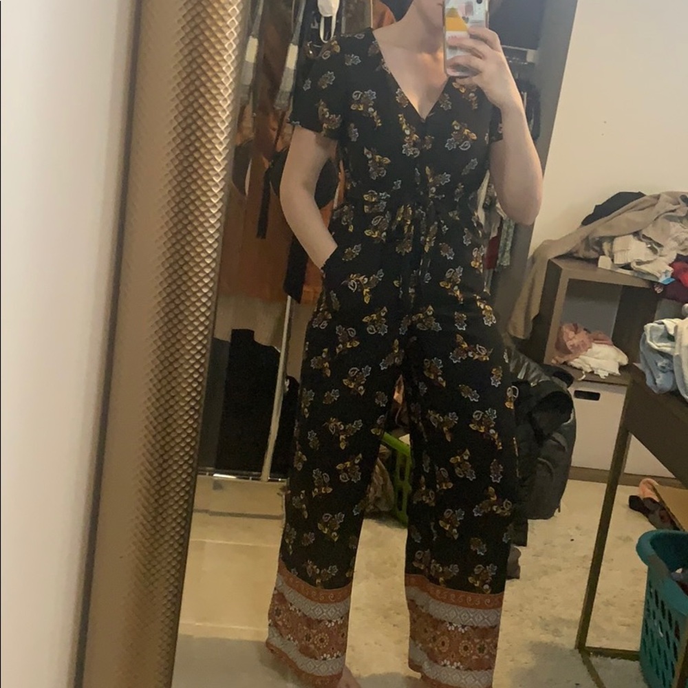 Francesca’s Floral Romper